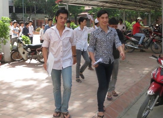 Công bố cuốn “Những điều cần biết về tuyển sinh đại học, cao đẳng năm 2013” điện tử